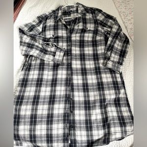 Land’s End flannel button-up dress is perfect for chilly spring days!